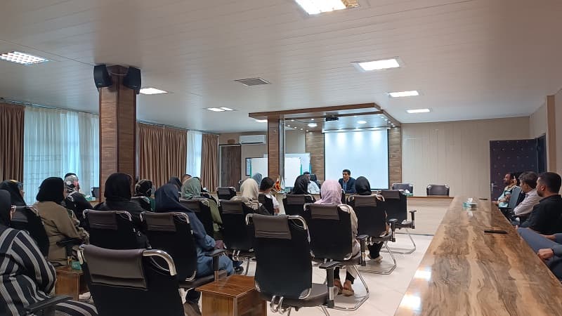 اولین جلسه انجمن اولیا و مربیان 