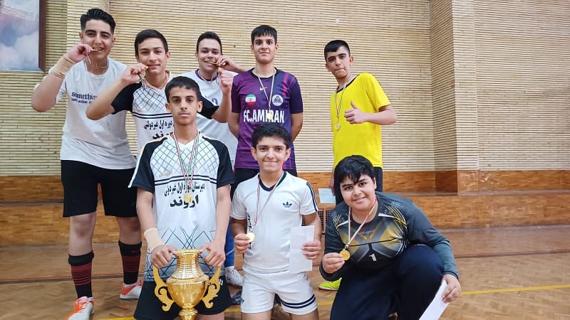 مسابقات ورزشی بین کلاسی 