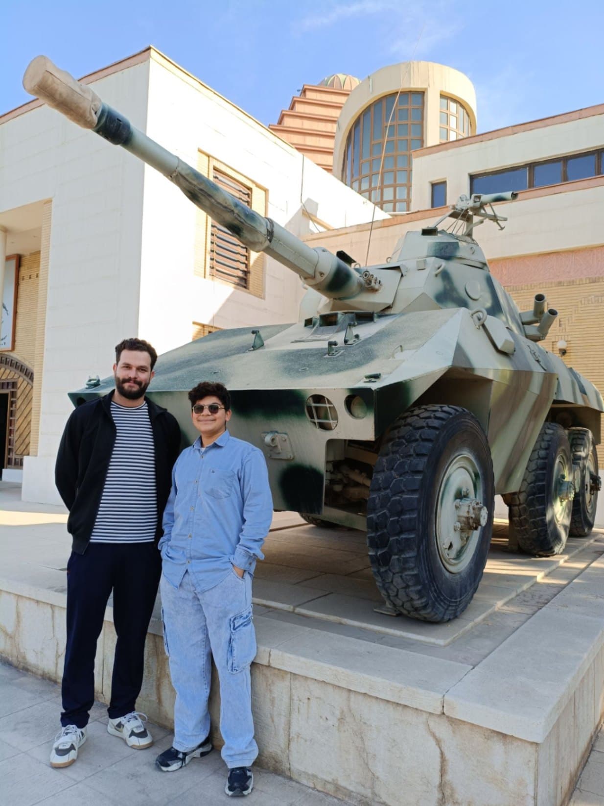 بازدید از موزه دفاع مقدس