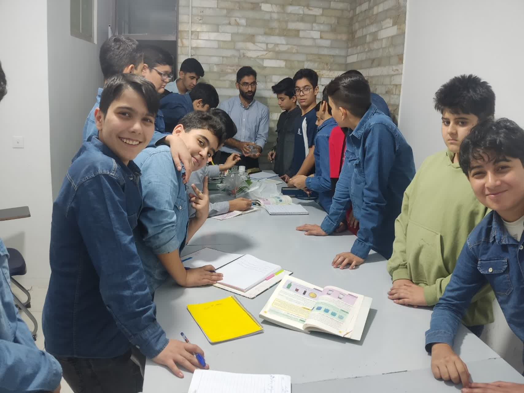 آزمایش علوم پایه هشتم